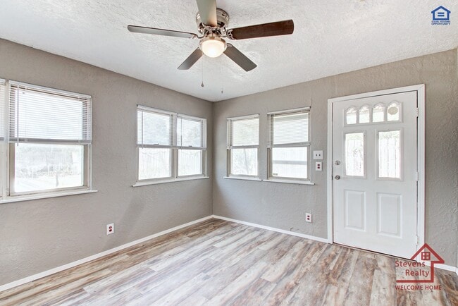 4225 SE Elmhurst Ln in Lawton, OK - Building Photo - Building Photo