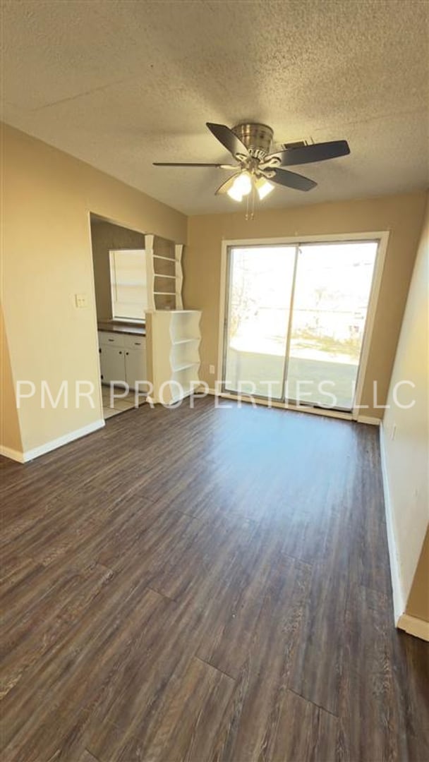 5311 NW Cherry Ave in Lawton, OK - Building Photo - Building Photo