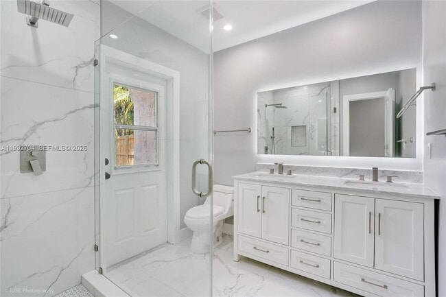 property at 907 SW 15th Ter