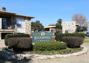 Stonehill Terrace in Irving, TX - Building Photo - Building Photo