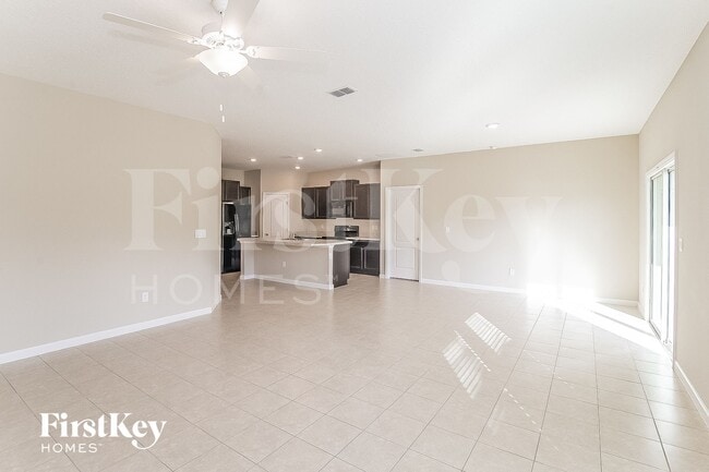 5689 Kellar Cir in Jacksonville, FL - Building Photo - Building Photo