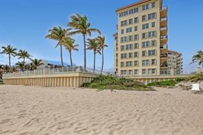 3475 S Ocean Blvd, Unit # 105 in Palm Beach, FL - Building Photo - Building Photo