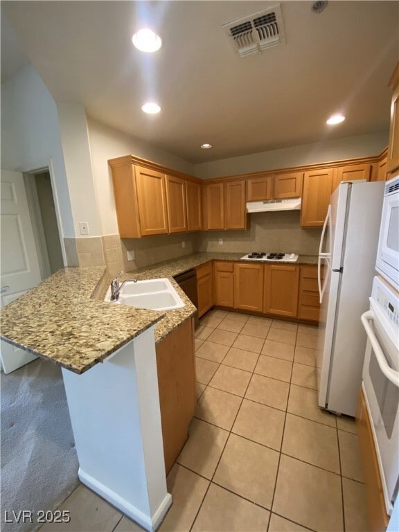 property at 15 E Agate Ave