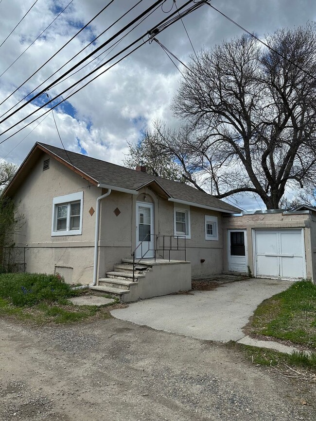 property at 1316.5 1st St W