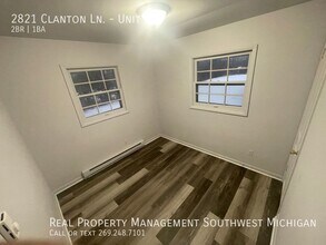2821 Clanton Ln in Coloma, MI - Building Photo - Building Photo