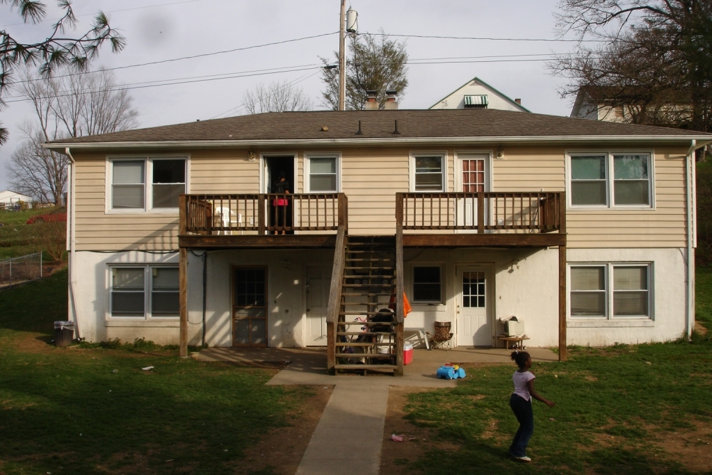 845 Highland Ave in Waynesboro, VA - Building Photo