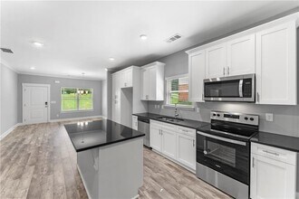 1739 Walt Stephens Rd in Jonesboro, GA - Building Photo - Building Photo