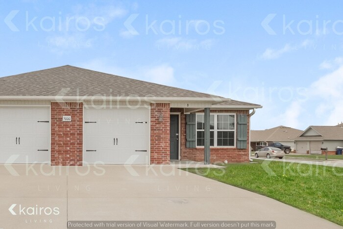 5000 Thomas St in Siloam Springs, AR - Building Photo