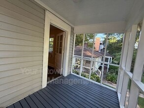 225 Lowry St NE in Atlanta, GA - Building Photo - Building Photo