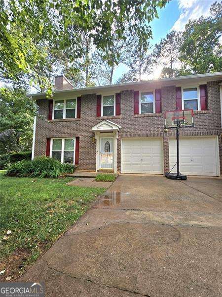 1951 Hunters Ridge Dr in Lawrenceville, GA - Building Photo