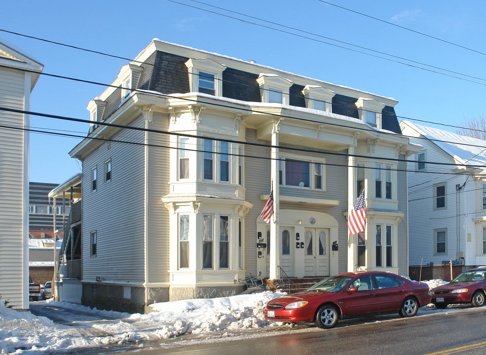 333 Main St in Biddeford, ME - Foto de edificio