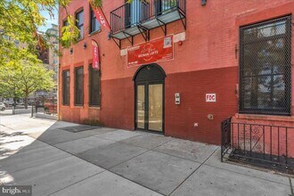 1406-10 Fairmount Ave in Philadelphia, PA - Building Photo - Building Photo