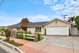 806 S Ola Vista in San Clemente, CA - Building Photo