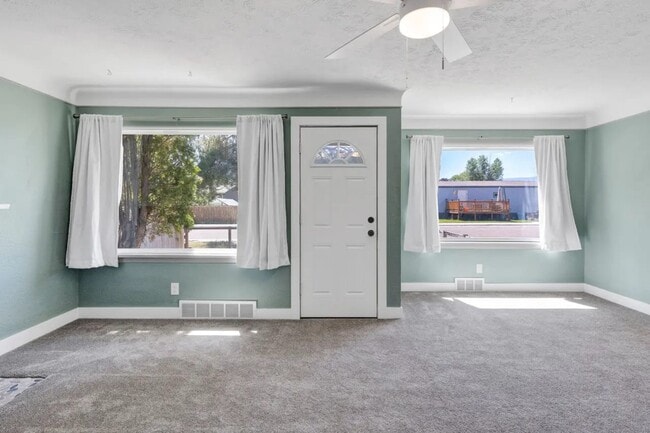 2310 Kensington Ave in Missoula, MT - Building Photo - Building Photo