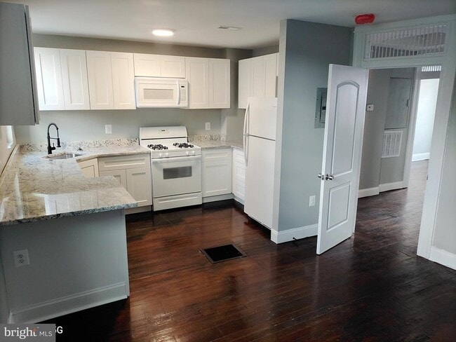 property at 622 Linnard St