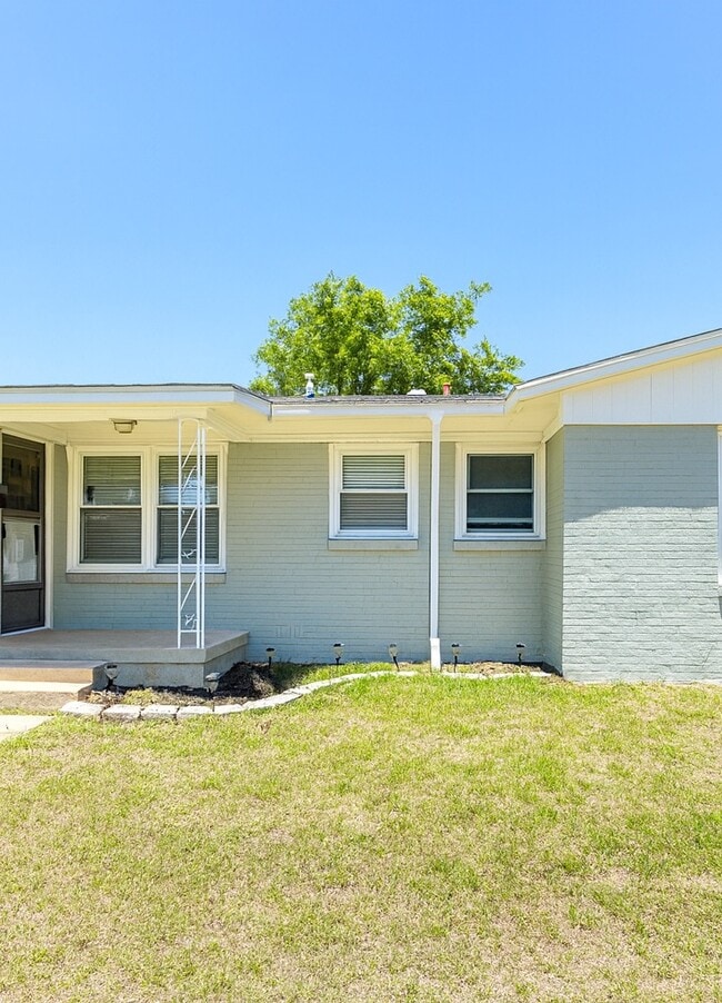 property at 2037 Bridge Ave