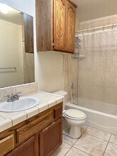131 S Owens St in Bakersfield, CA - Building Photo - Building Photo