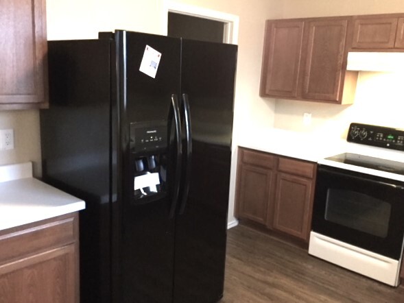 1436 Lauren Dr in Burleson, TX - Building Photo - Building Photo
