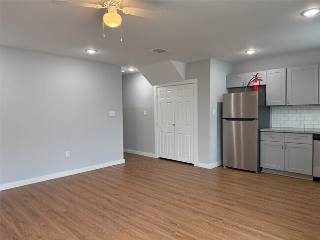 property at 6610 Haight St