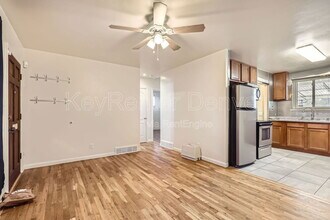 6630 Magnolia St in Commerce City, CO - Building Photo - Building Photo