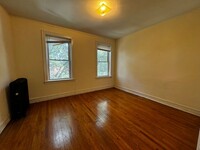 6422 N Greenview Ave, Unit 3 in Chicago, IL - Building Photo - Building Photo