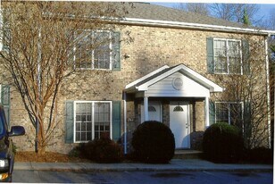 959 13th St SE in Hickory, NC - Building Photo