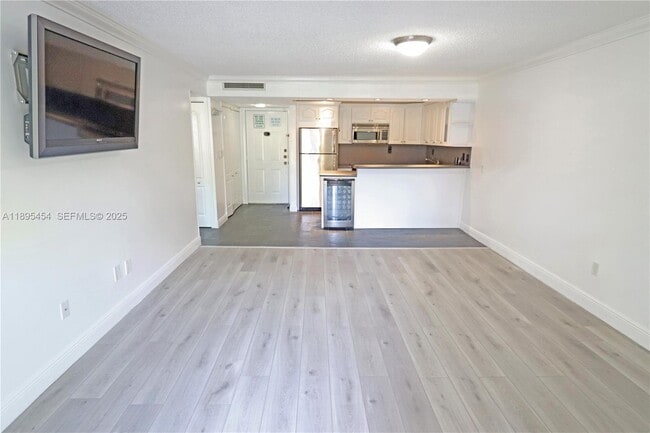 9301 SW 92nd Ave in Miami, FL - Building Photo - Building Photo