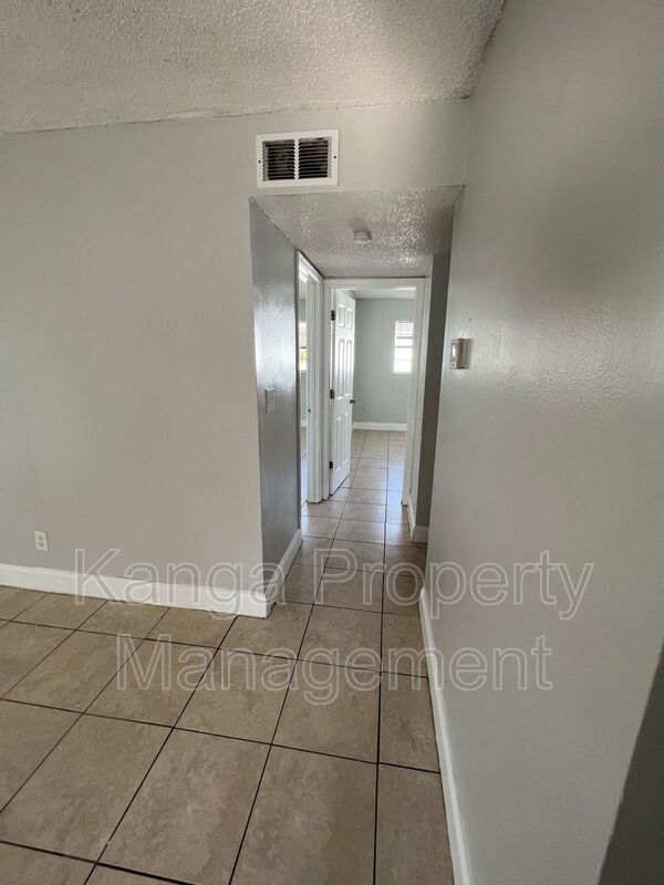 3204 Louisiana Ave in Fort Pierce, FL - Building Photo - Building Photo
