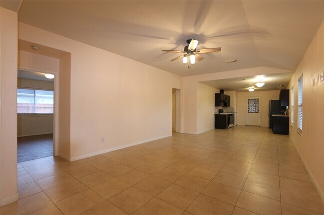 13118 Willow Landing Ln in Houston, TX - Building Photo - Building Photo