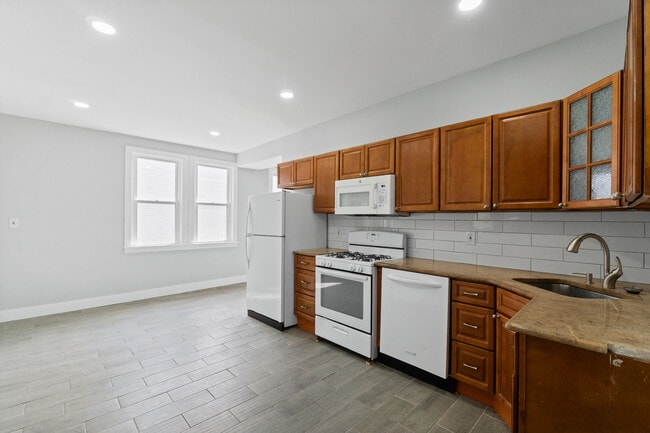 114 Littleton Ave in Newark, NJ - Building Photo - Building Photo