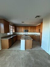 1821 Alice Way in Sacramento, CA - Building Photo - Building Photo