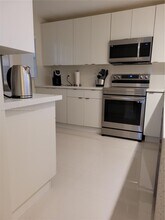 8101 SW 24th Ct in Davie, FL - Building Photo - Building Photo