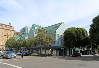 Frank G Mar Apartments in Oakland, CA - Foto de edificio - Building Photo