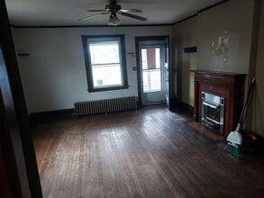 143 S Spring Ave in Greensburg, PA - Building Photo - Building Photo