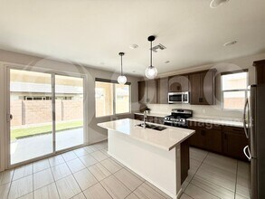 17769 W Cassia Way in Goodyear, AZ - Foto de edificio - Building Photo