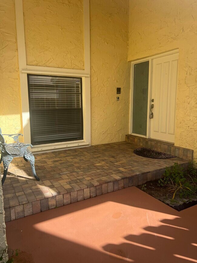 6498 Sweet Maple Ln in Boca Raton, FL - Building Photo - Building Photo