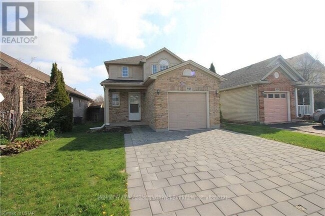 property at 945 Homeview Ct