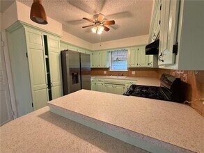 606 Cedar St in Springdale, AR - Building Photo - Building Photo