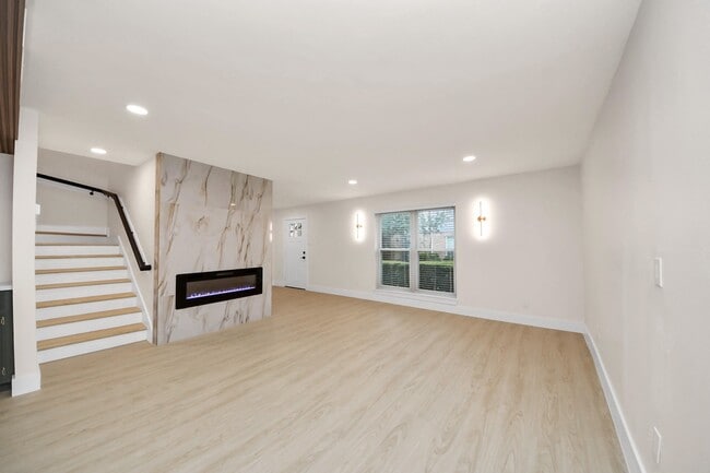 property at 14647 Perthshire Rd