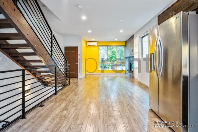 property at 9607 Roosevelt Way NE