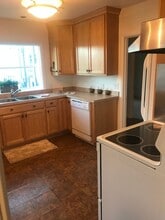 1175 Avenue B in Seaside, OR - Building Photo - Building Photo