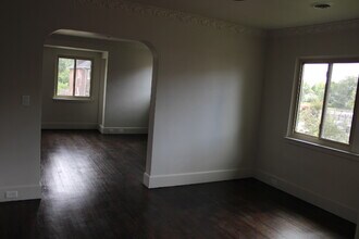 2506 W Euclid St, Unit 2506 in Detroit, MI - Building Photo - Building Photo