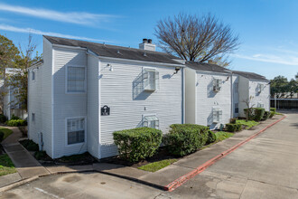 Elm Grove in Houston, TX - Building Photo - Building Photo