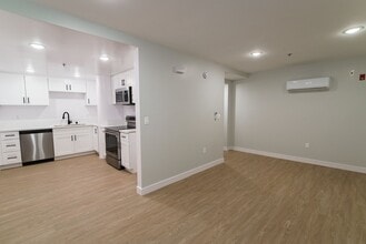 845 S. Kingsley in Los Angeles, CA - Foto de edificio - Interior Photo