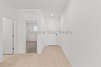 8629 W Warner St in Tolleson, AZ - Building Photo - Building Photo