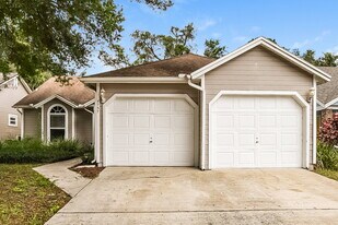 7757 Fox Knoll Pl in Winter Park, FL - Building Photo