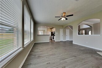 10626 White Bridge Ln in Sugar Land, TX - Building Photo - Building Photo