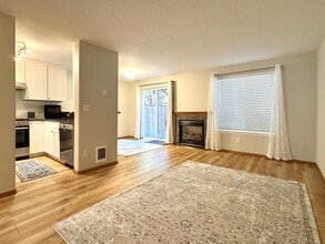 18507 SW Muirfield St in Beaverton, OR - Building Photo - Building Photo