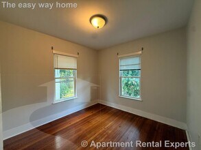 69 Raymond Ave, Unit #1R in Somerville, MA - Building Photo - Building Photo