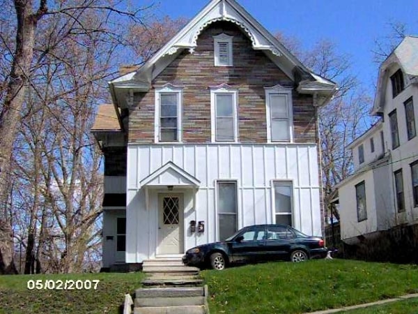 Fourplex in Olean, NY - Building Photo